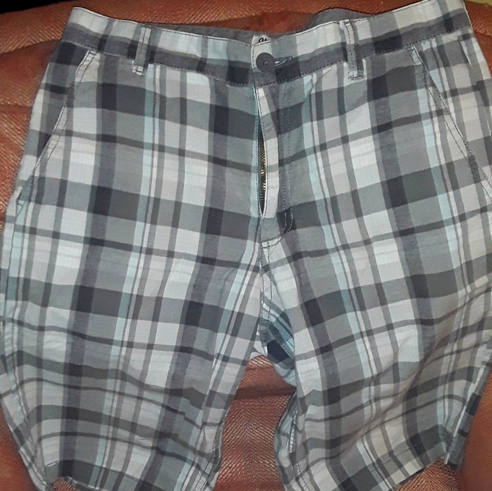 2/$15 Old Navy plaid board shorts